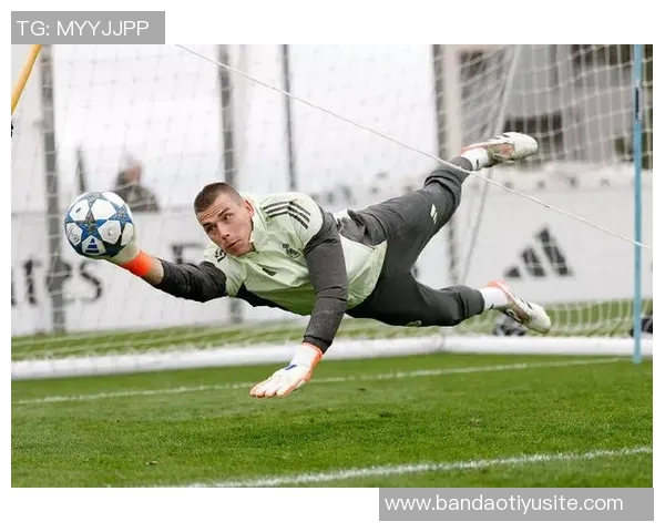 皇马球员今日享受假期明天下午重返训练场备战新赛季