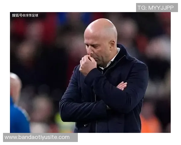 卡拉格批评斯洛特执教下红军进攻乏力防守漏洞频现 卡拉格批评斯洛特执教下红军进攻乏力防守漏洞频现