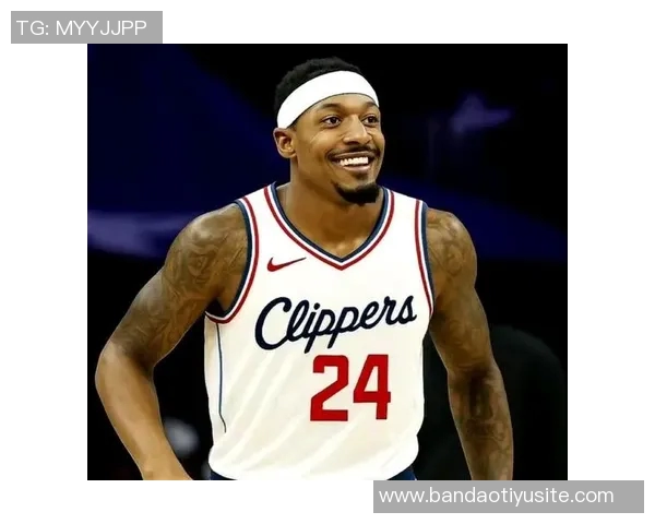 比尔上场时快船防守如同多了一道自动感应门的深度解读