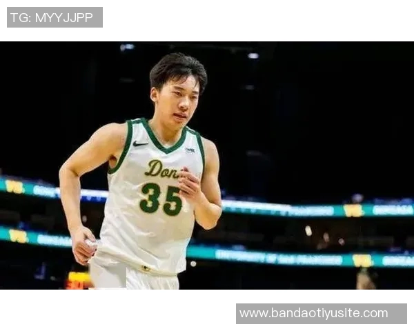 王俊杰连续第二场得分上双展现出色状态贡献10分3篮板1助攻 王俊杰连续第二场得分上双展现出色状态贡献10分3篮板1助攻