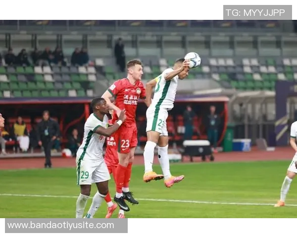 足协杯决赛即将开启河南球迷提前聚集点燃奥体激情氛围